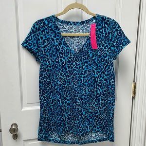 Lily pulitzer cotton V neck tshirt